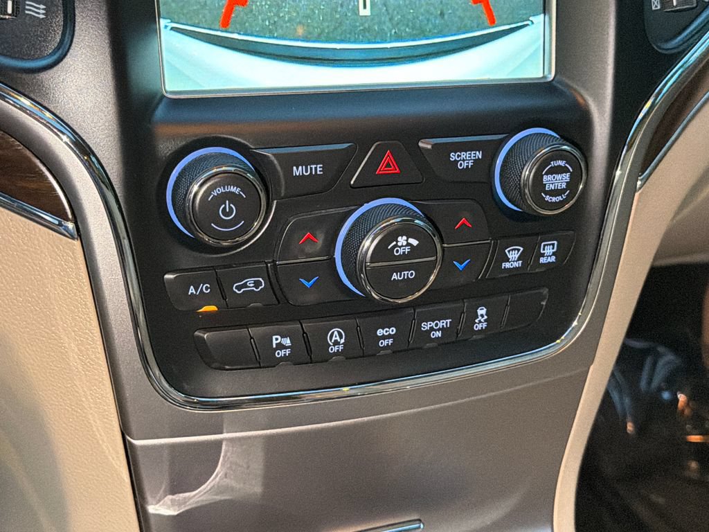 Used 2018 Jeep Grand Cherokee Limited AWD/4WD image 24