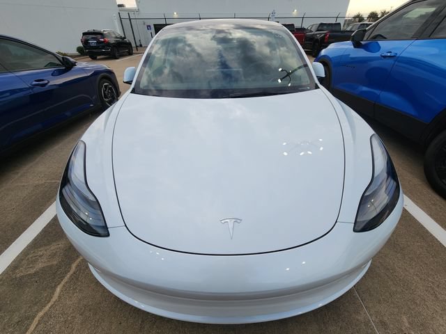 Used 2023 Tesla Model 3 Standard Range RWD image 2