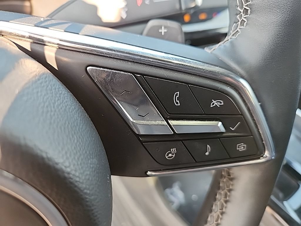 Certified 2025 Buick Enclave Sport Touring w/ Power Package AWD/4WD image 11