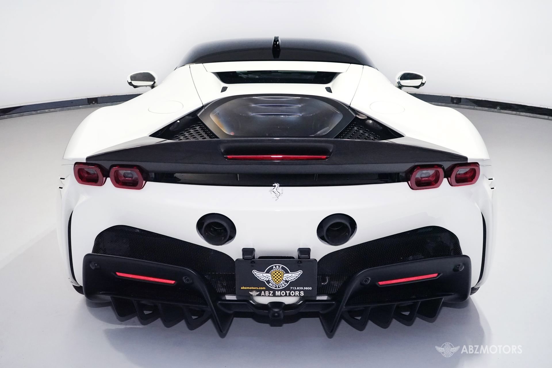 Used 2023 Ferrari SF90 Stradale AWD/4WD image 6