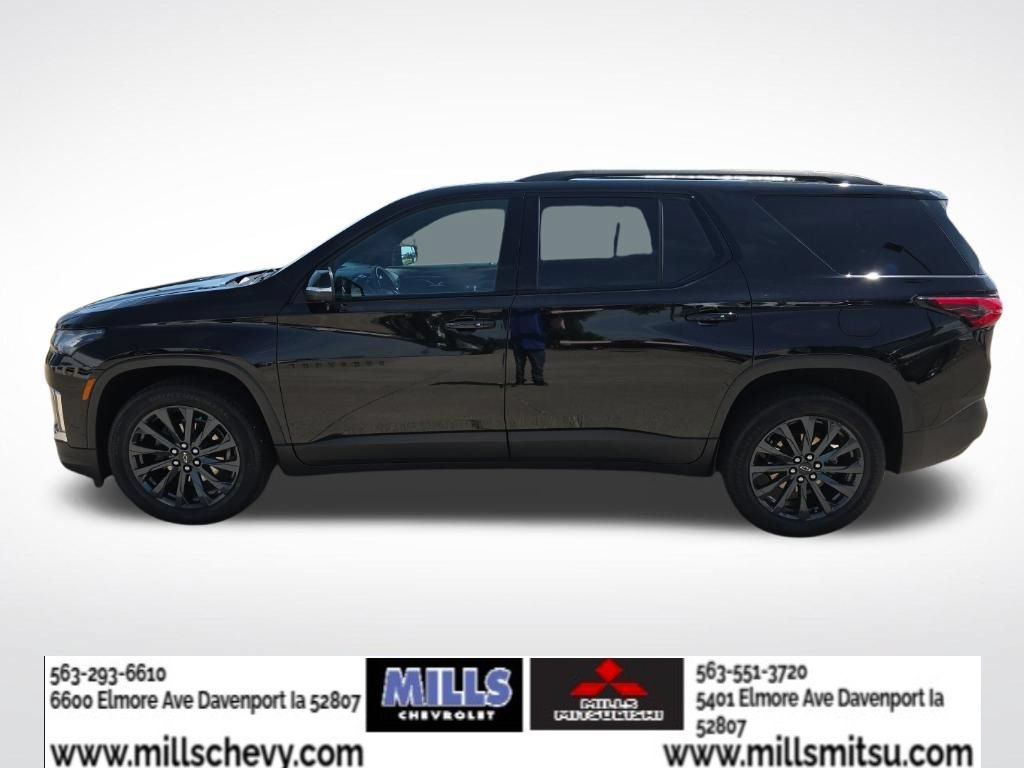 Used 2023 Chevrolet Traverse RS w/ LPO, Floor Liner Package AWD/4WD image 2