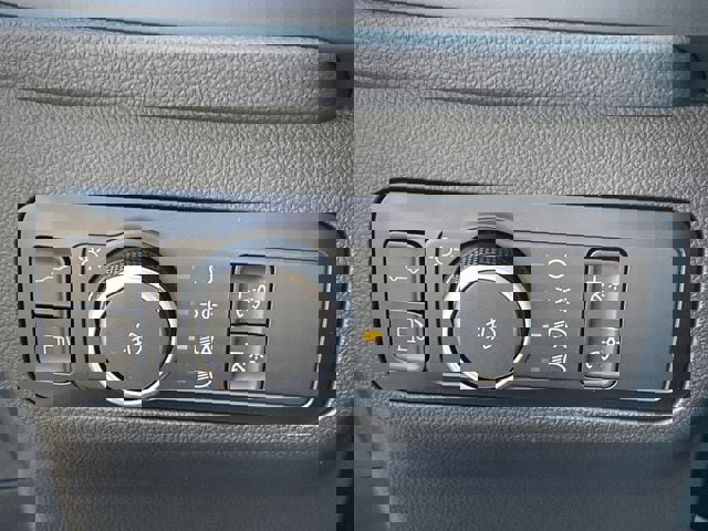 New 2025 Ford Escape Base image 31