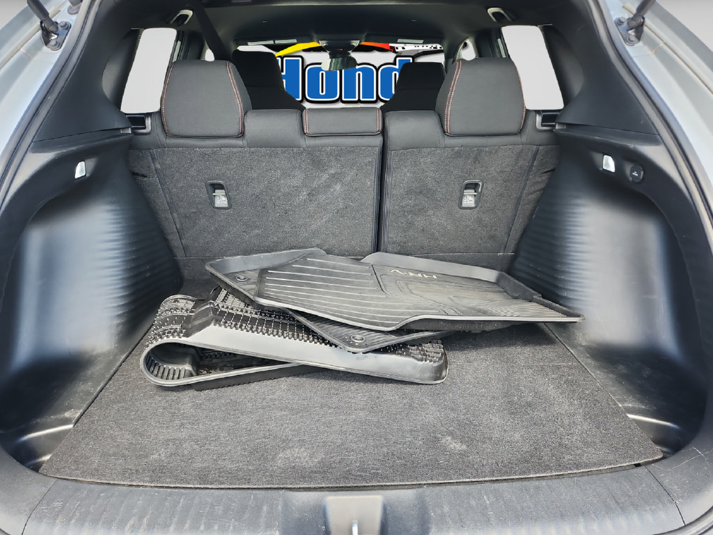Used 2025 Honda HR-V Sport image 15