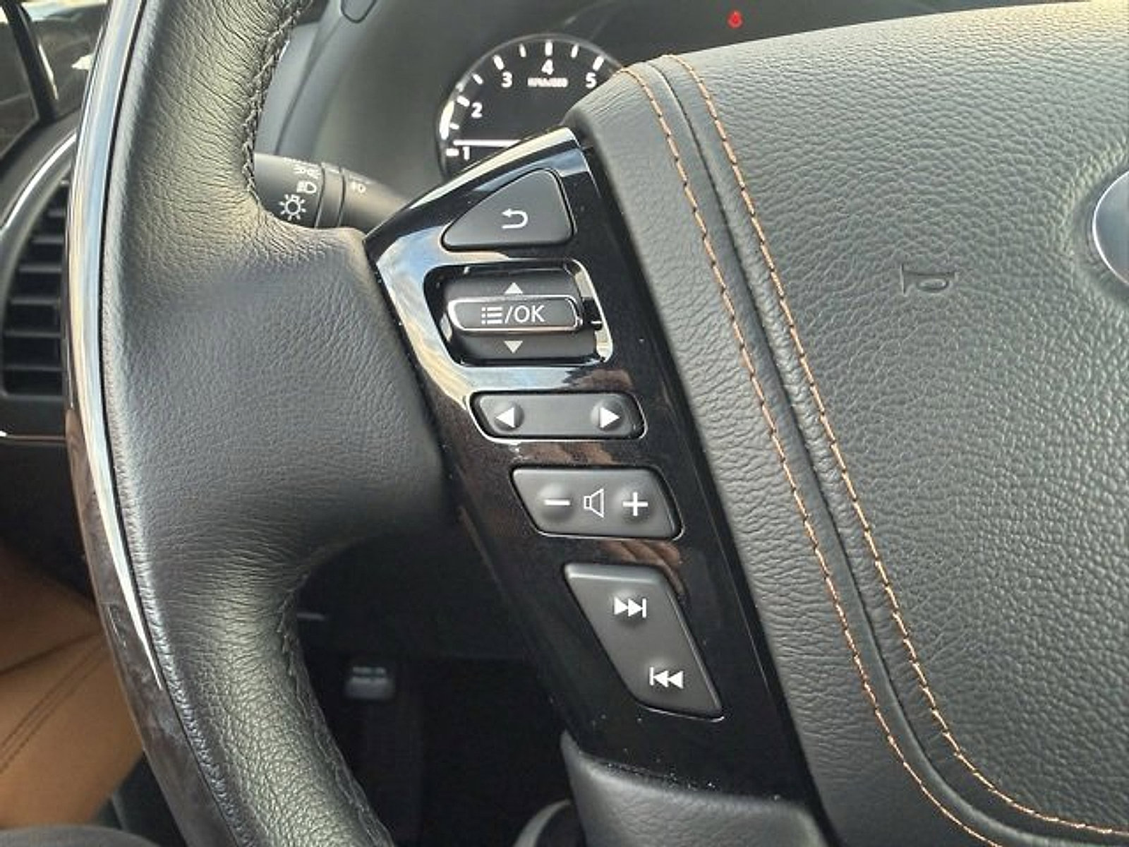 Certified 2024 INFINITI QX80 Sensory w/ Cargo Package image 19