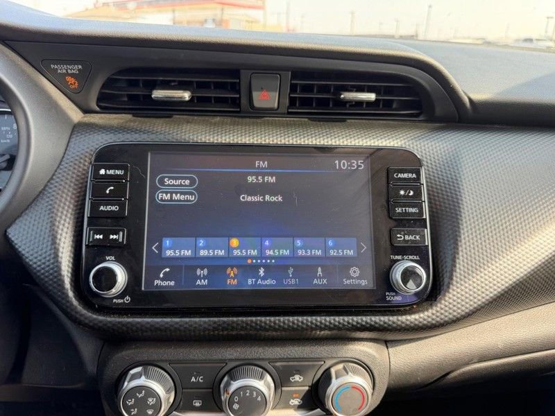 Used 2023 Nissan Kicks SV image 11