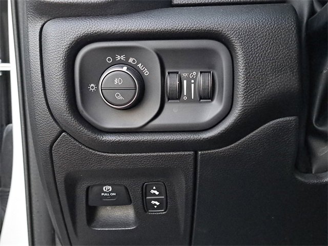 Used 2025 RAM 1500 Laramie image 22
