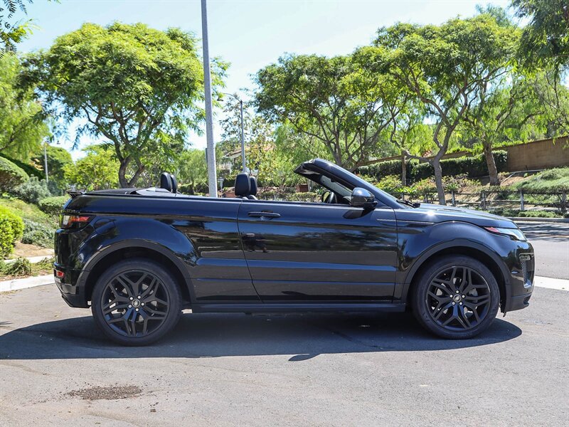 Used 2017 Land Rover Range Rover Evoque HSE Dynamic AWD/4WD image 6