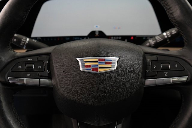 Used 2024 Cadillac XT4 Premium Luxury image 23