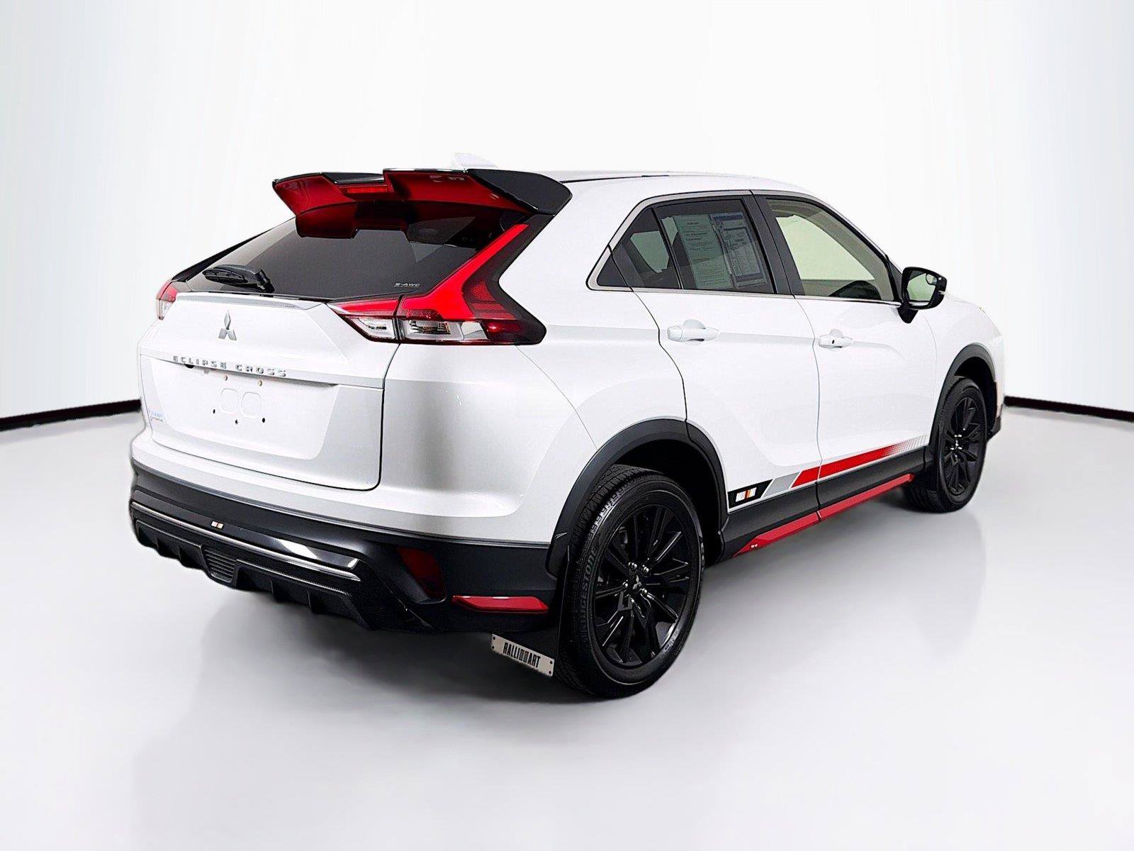 Used 2024 Mitsubishi Eclipse Cross Ralliart AWD/4WD image 11