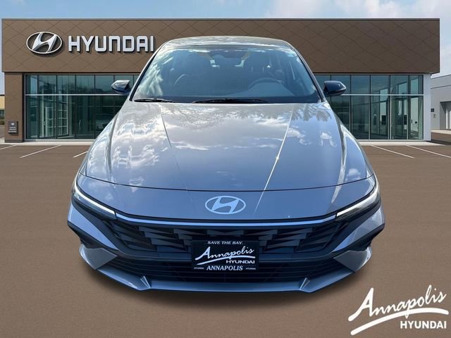 Certified 2025 Hyundai Elantra Sport image 8