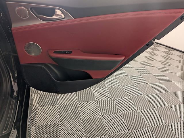 Used 2018 Kia Stinger GT1 image 33