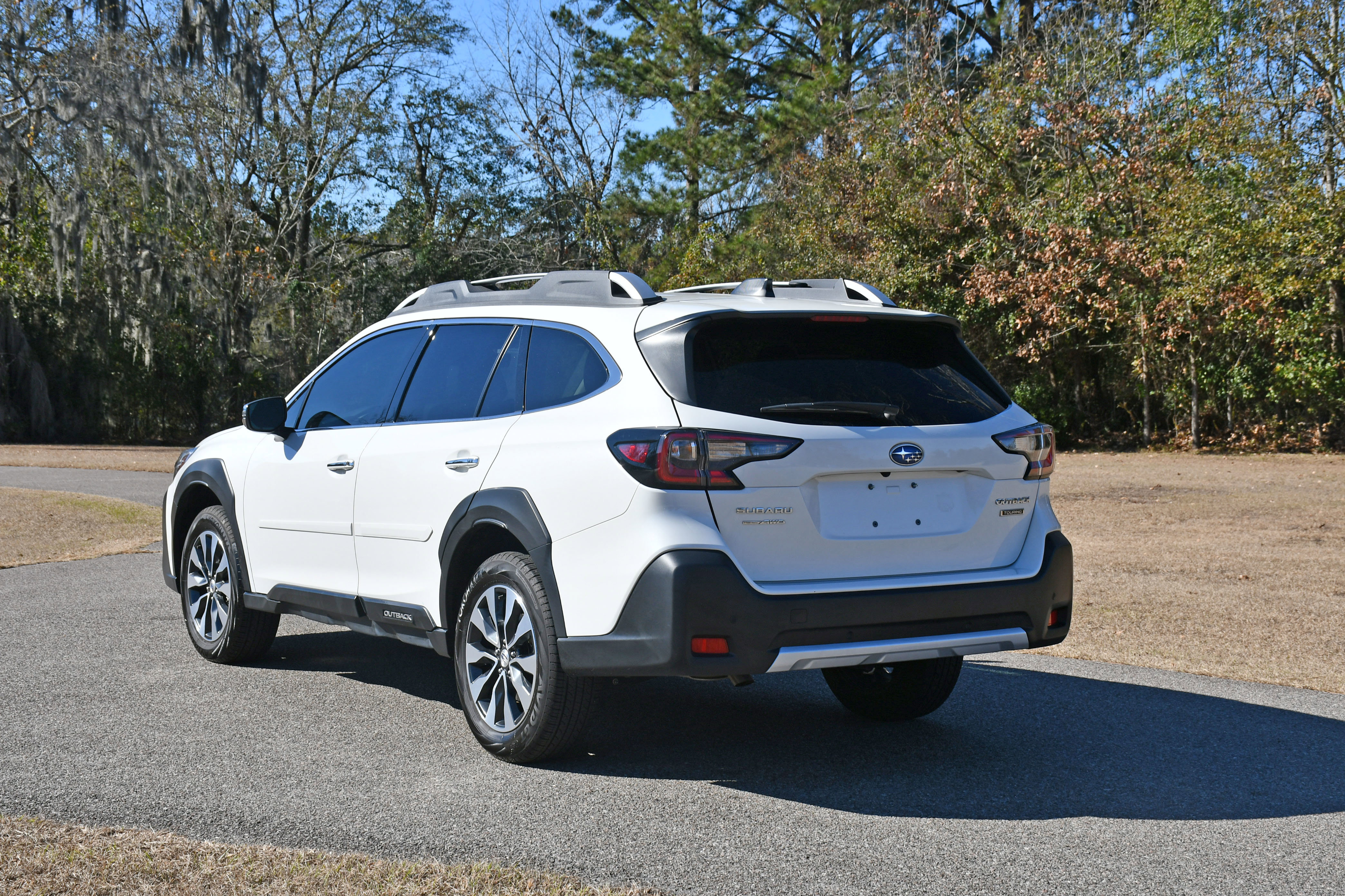 Used 2025 Subaru Outback Touring image 3