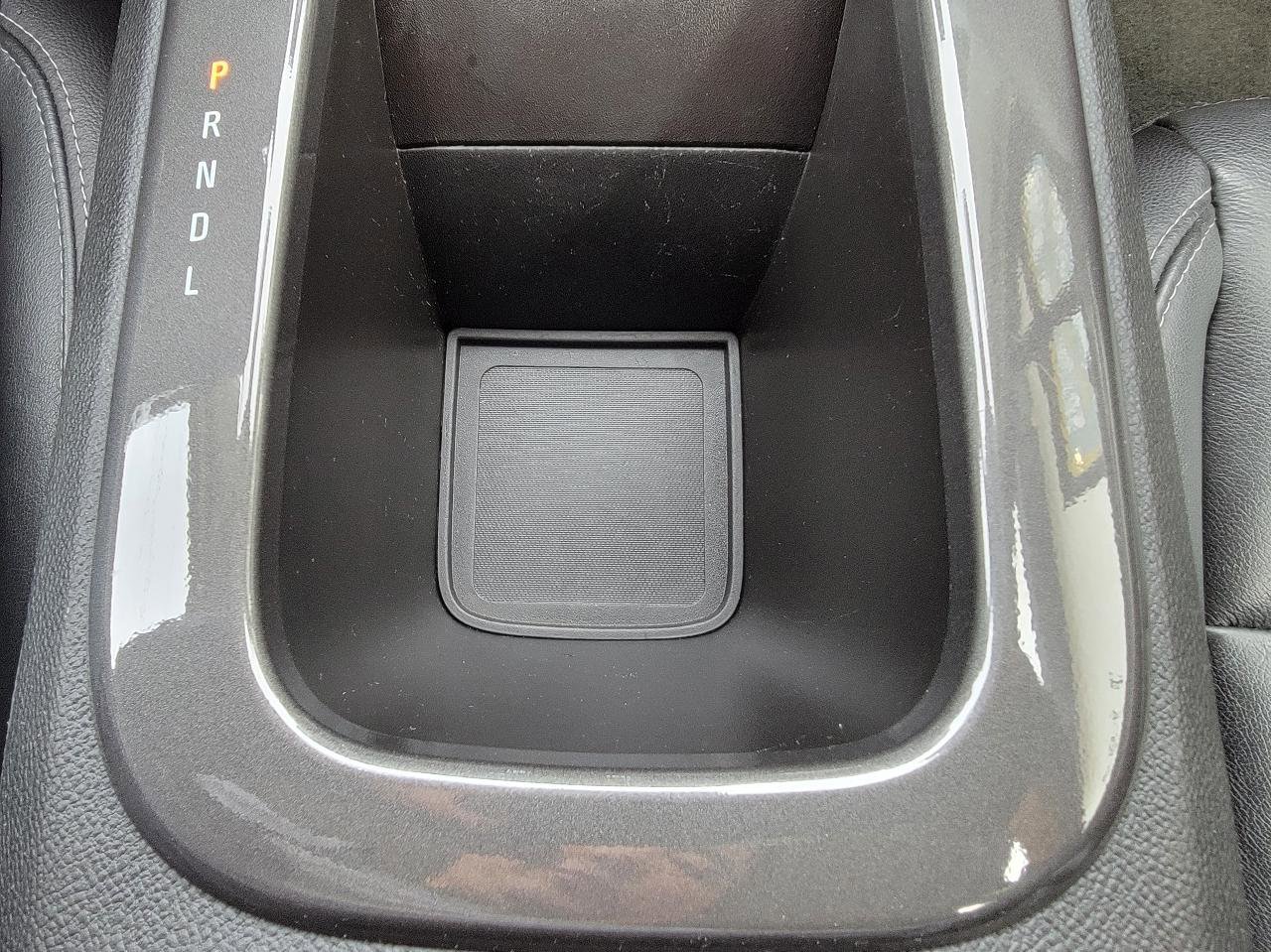 Used 2015 Chevrolet Volt Premium w/ Premium Trim Package image 36