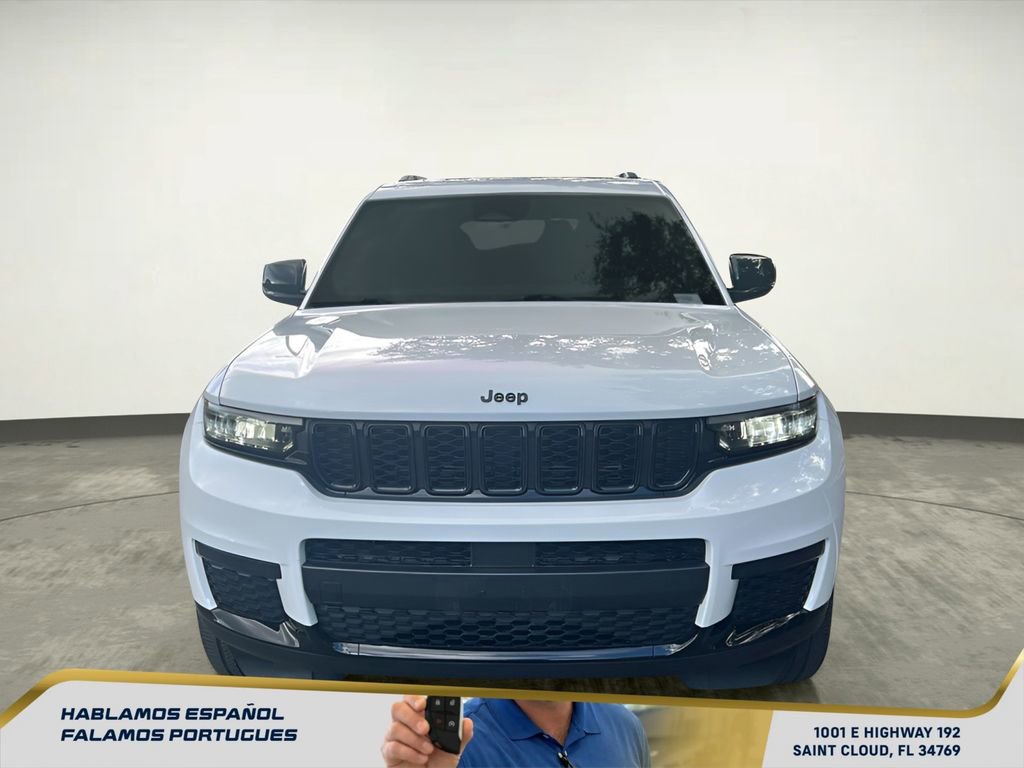 Used 2023 Jeep Grand Cherokee L Laredo image 9