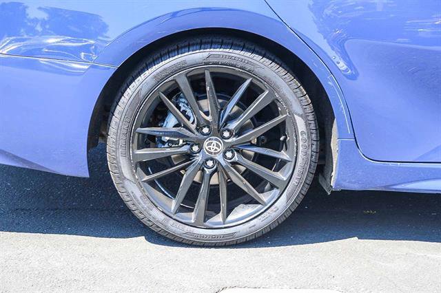 Used 2023 Toyota Camry XSE image 10