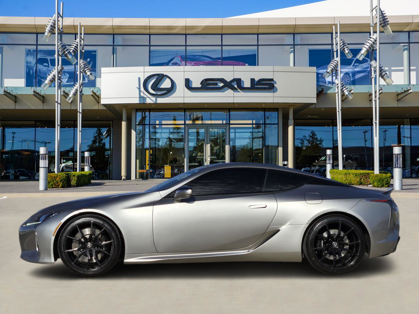 Used 2018 Lexus LC 500 Coupe image 3