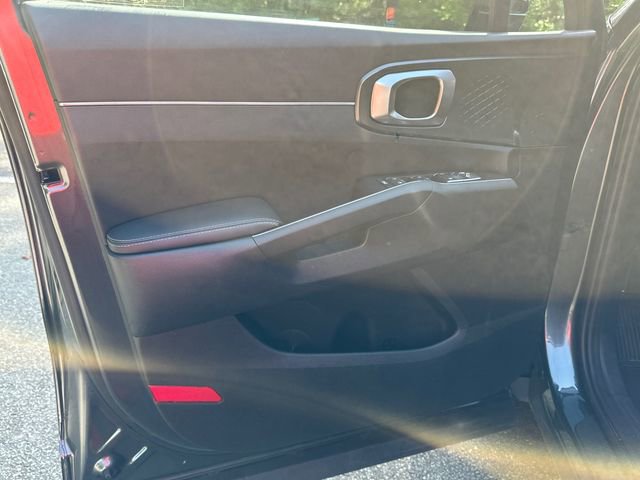 Used 2021 Kia Sorento S image 10