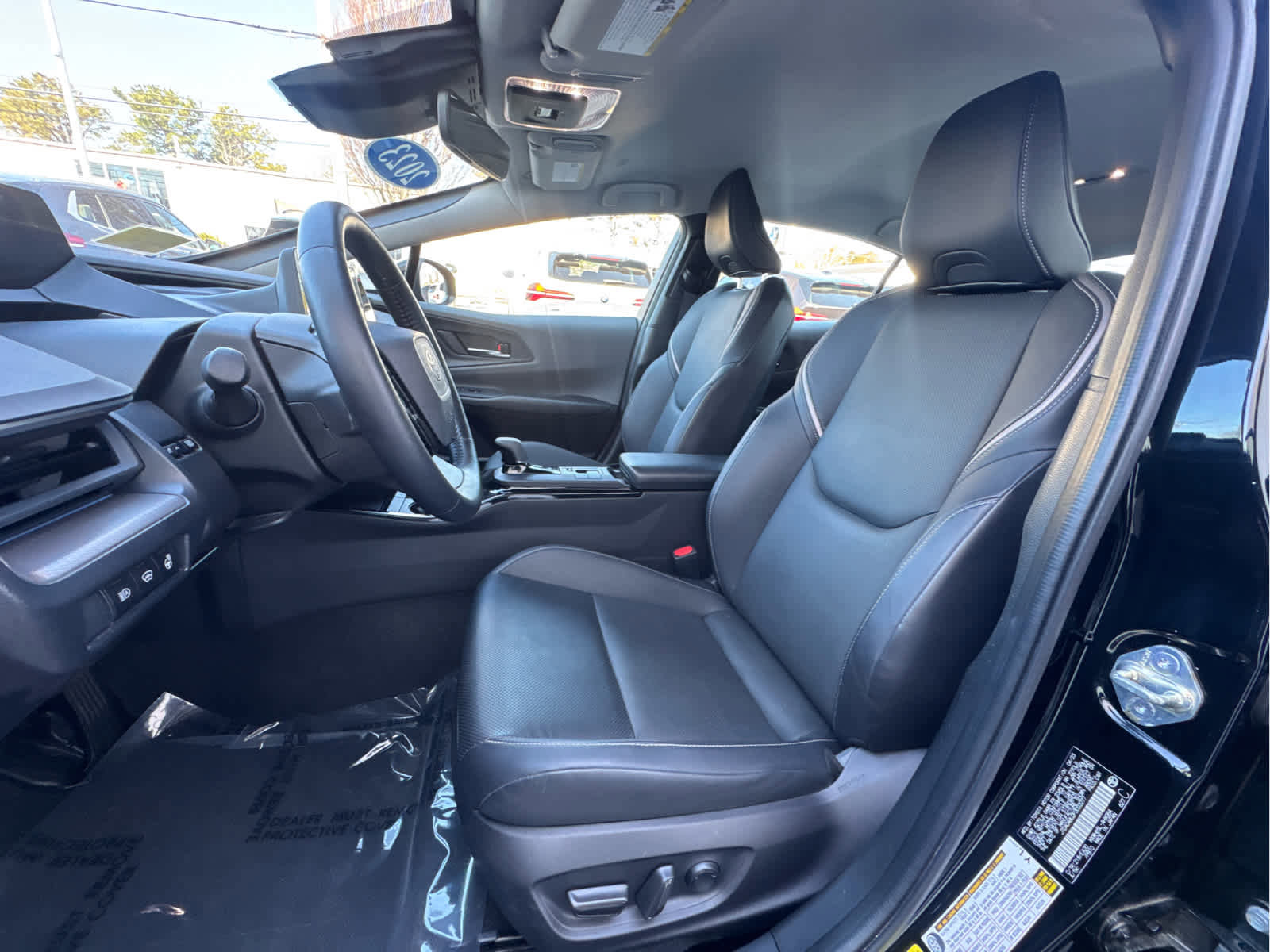 Used 2023 Toyota Prius XLE image 10