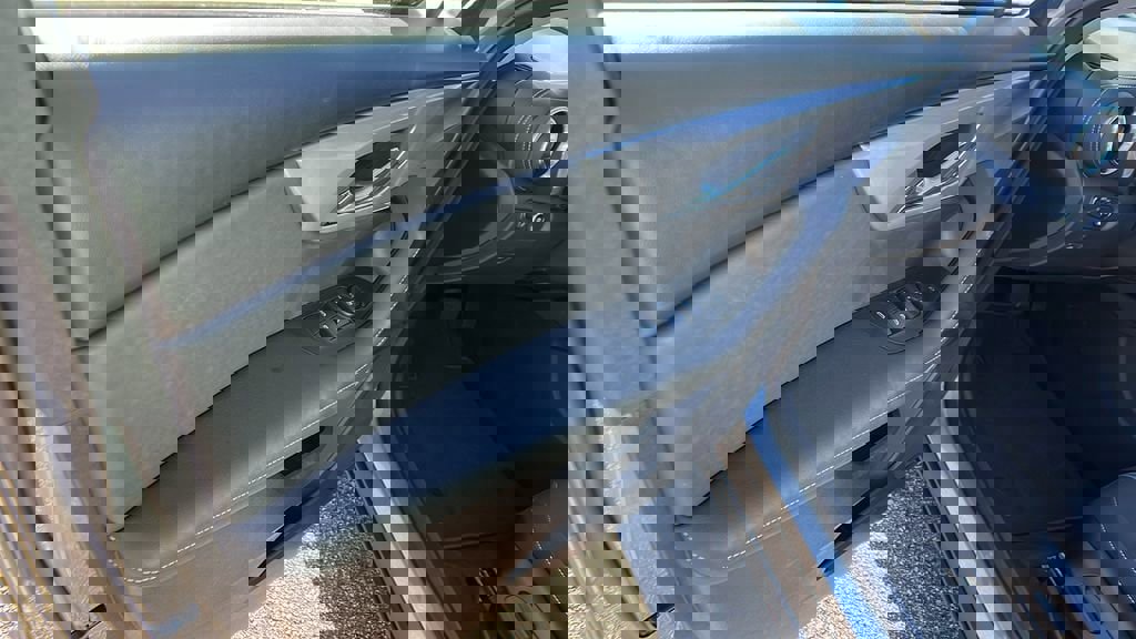 New 2025 Chevrolet Blazer LT w/ Midnight/Sport Edition image 11