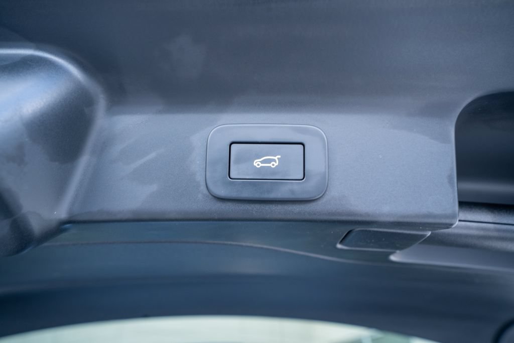 Used 2023 Jaguar F-PACE S AWD/4WD image 50