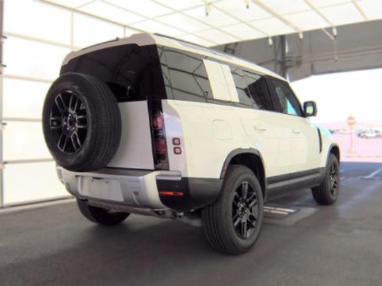 Used 2025 Land Rover Defender 110 S AWD/4WD image 2