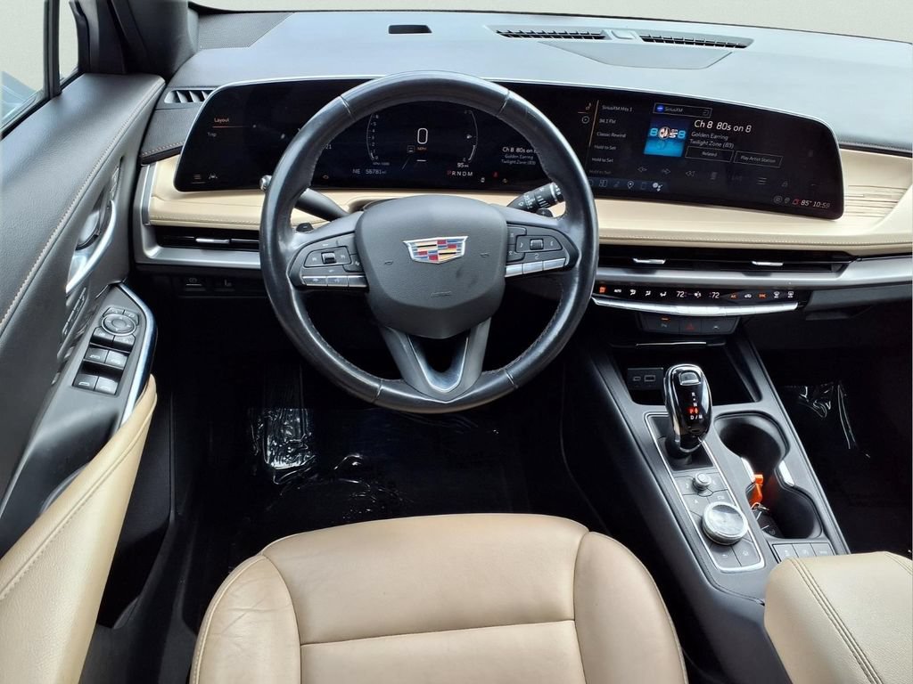 Used 2024 Cadillac XT4 Premium Luxury FWD image 9