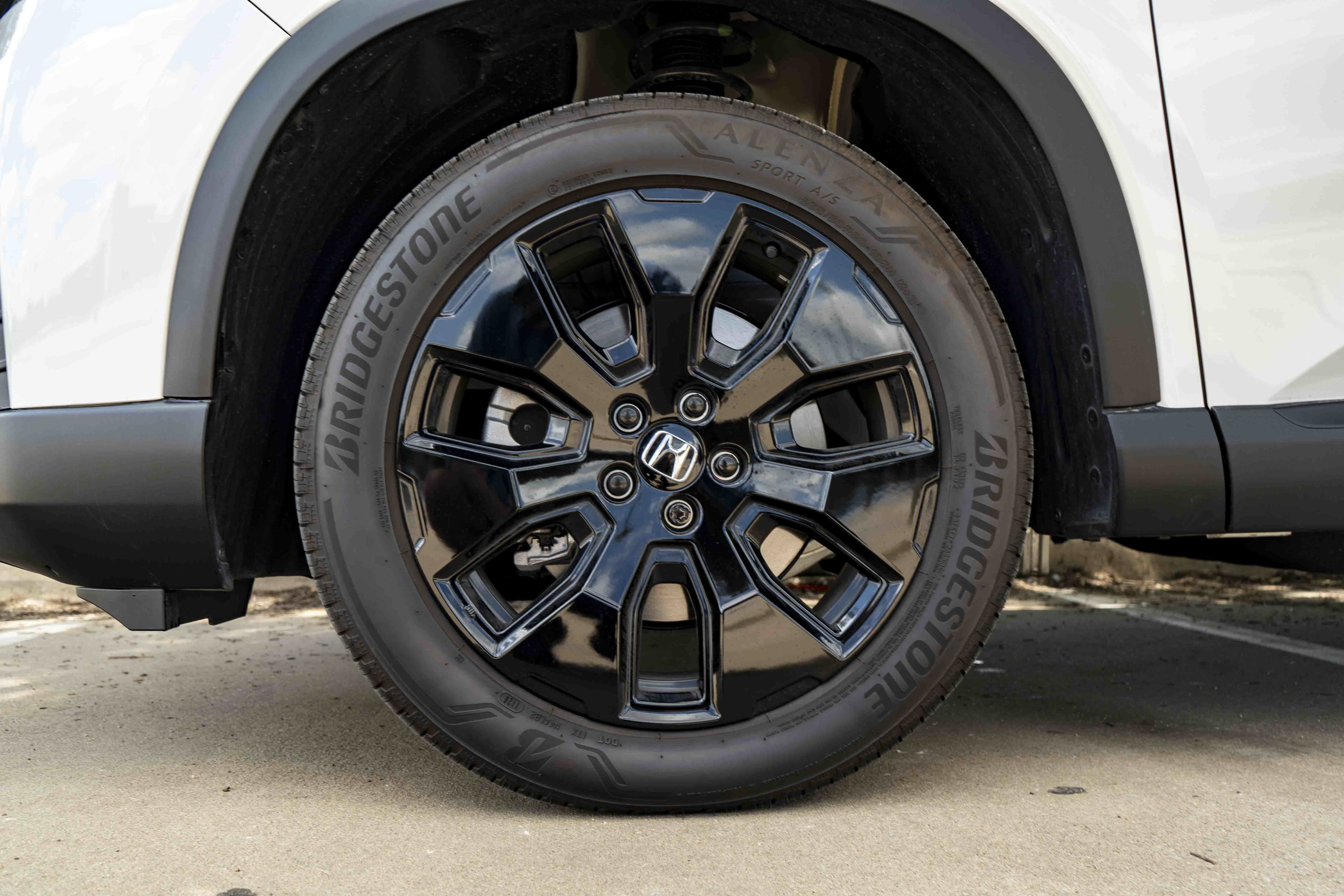 Used 2026 Honda Pilot Black Edition image 14