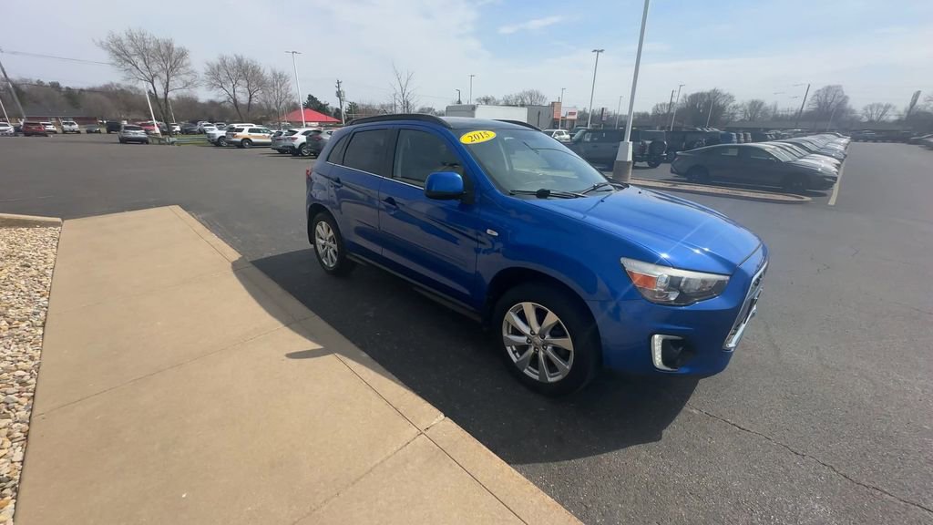 Used 2015 Mitsubishi Outlander Sport SE image 2