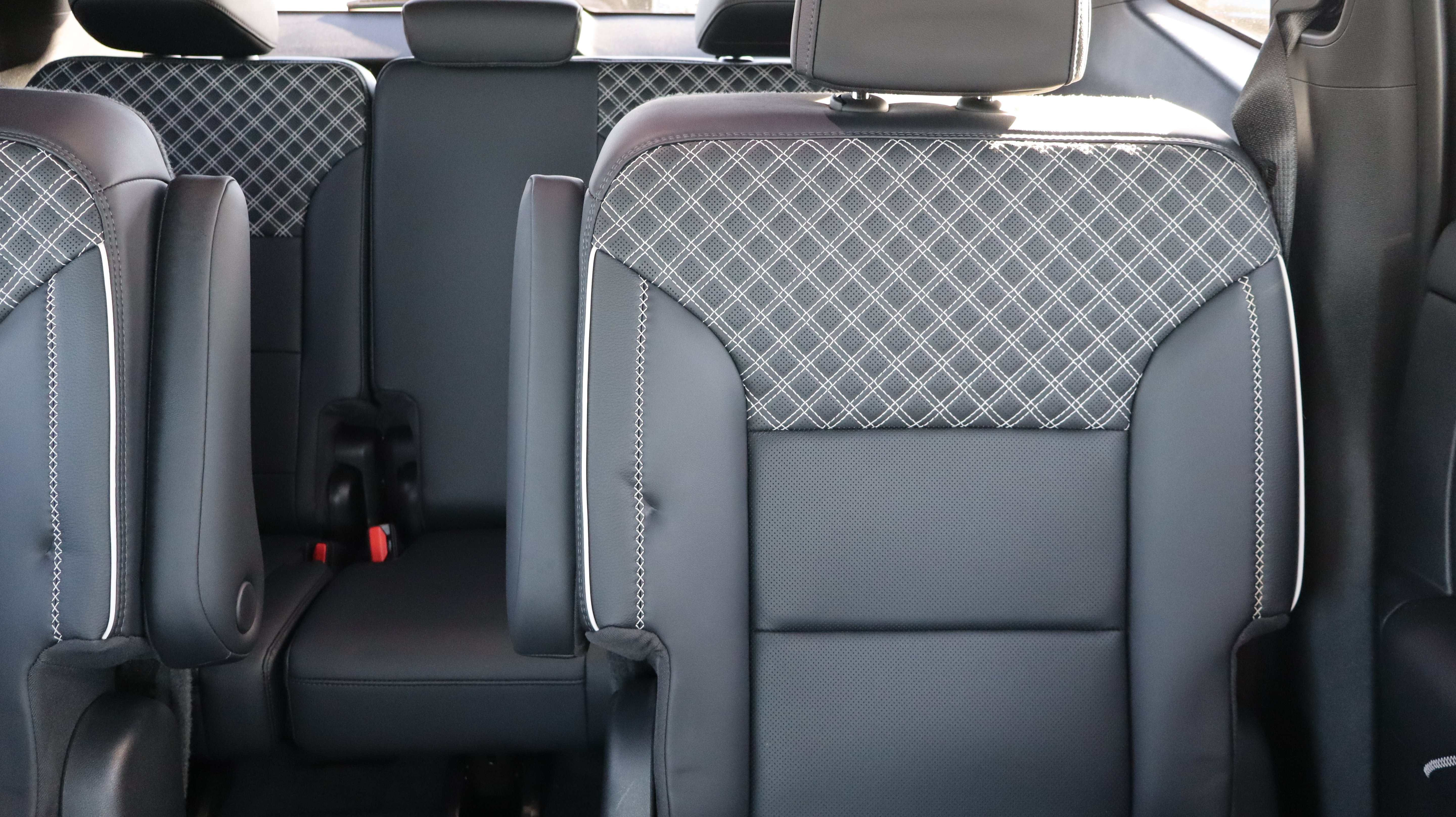 Used 2024 GMC Acadia Denali w/ LPO, Floor Liner Package AWD/4WD image 14