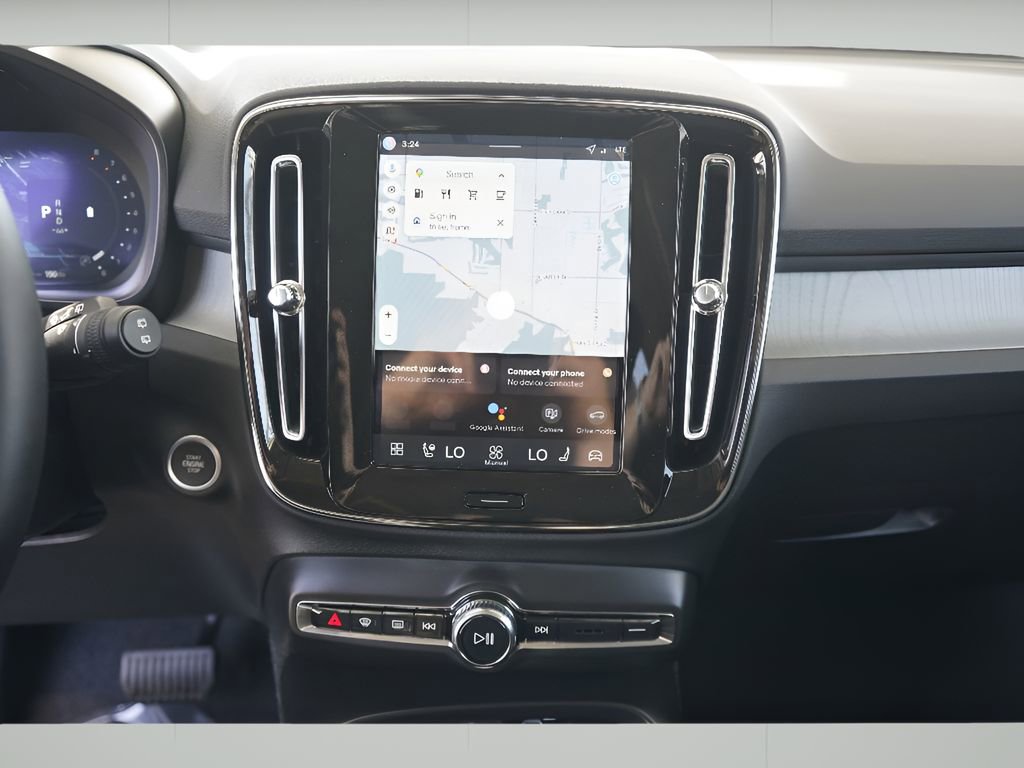 New 2026 Volvo XC40 B5 Core w/ Protection Package image 14