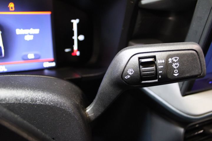 Used 2025 Ford Maverick XLT w/ Equipment Group 301A image 38