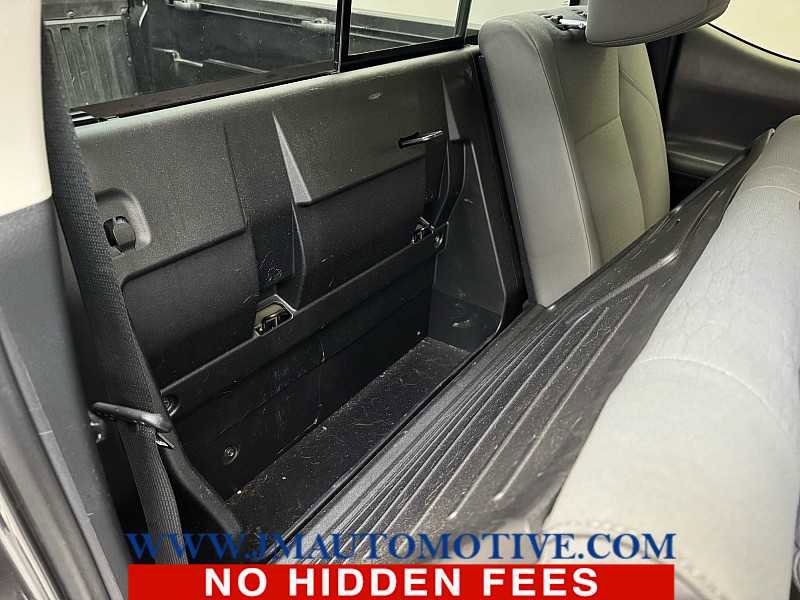 Used 2019 Toyota Tacoma SR5 image 19