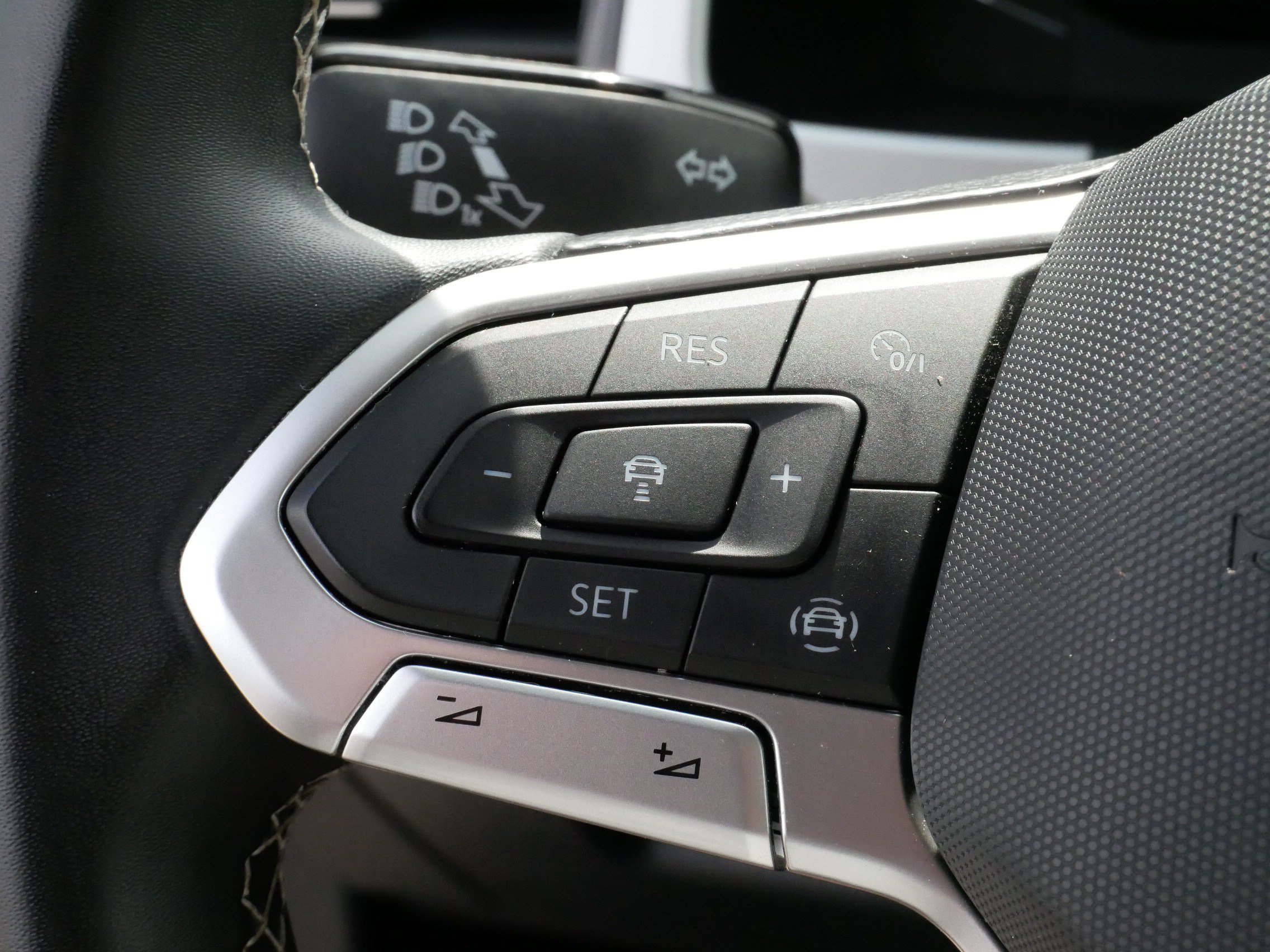 Certified 2022 Volkswagen Atlas SE AWD/4WD image 26