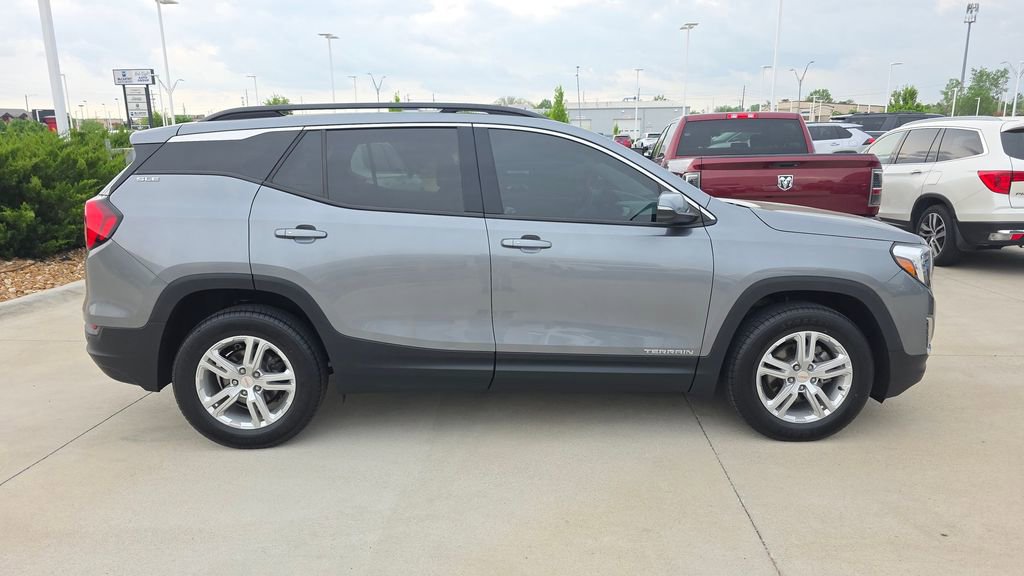 Used 2019 GMC Terrain SLE w/ Driver Convenience Package image 6