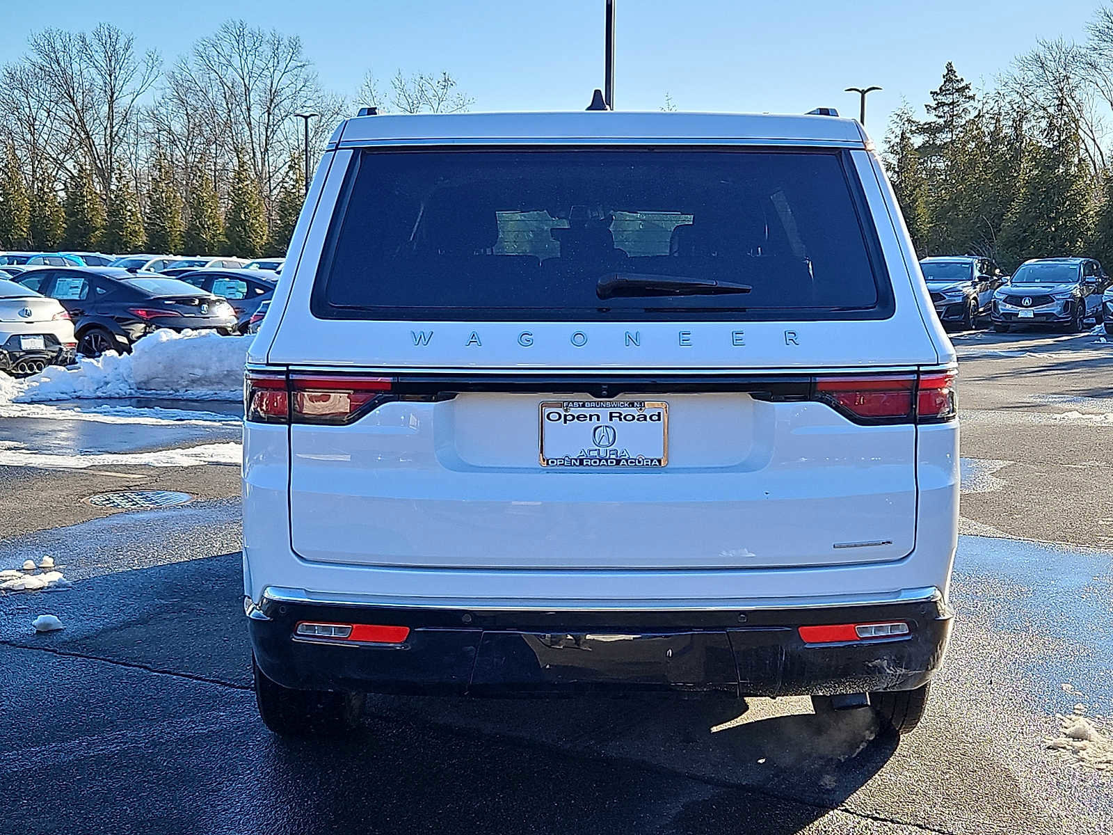 Used 2024 Jeep Wagoneer Series II w/ Flexible Seating Group image 6