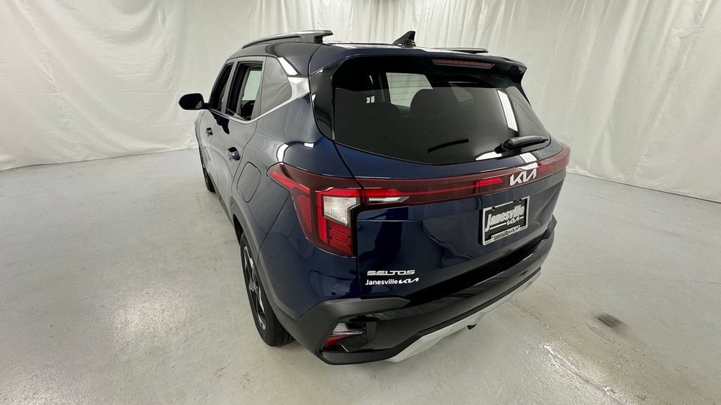 Used 2026 Kia Seltos EX AWD/4WD image 5