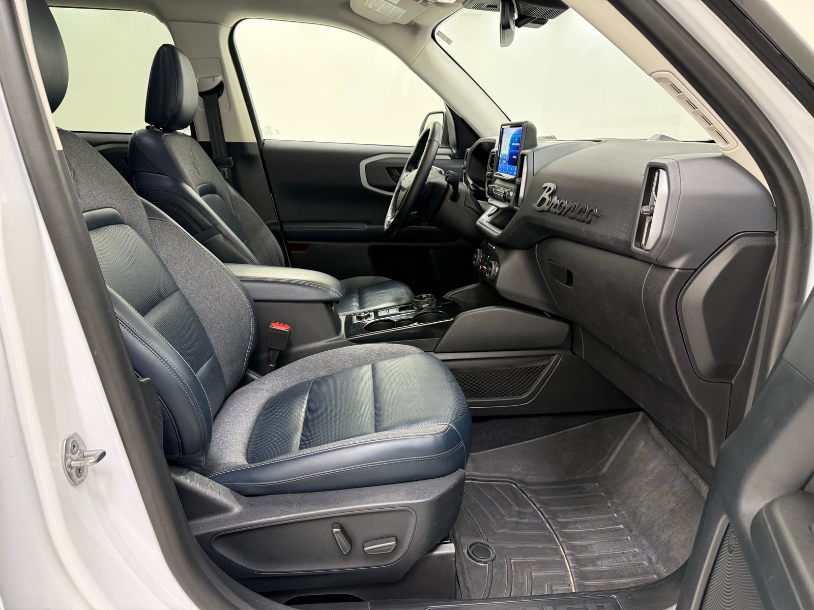 Used 2021 Ford Bronco Sport Outer Banks AWD/4WD image 27
