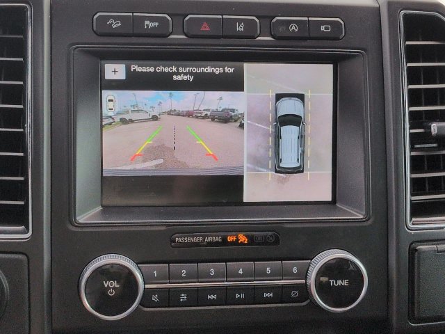 Used 2019 Ford Expedition Limited w/ Equipment Group 303A AWD/4WD image 24