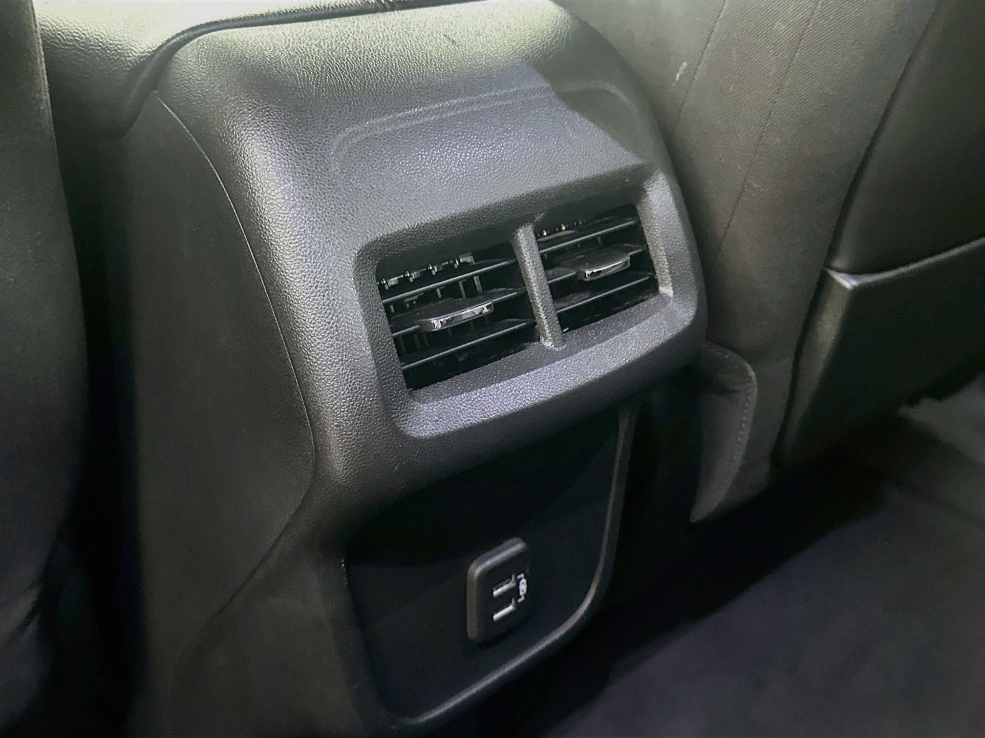 Used 2022 GMC Terrain SLE FWD image 26