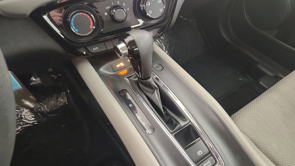 Used 2017 Honda HR-V LX image 18