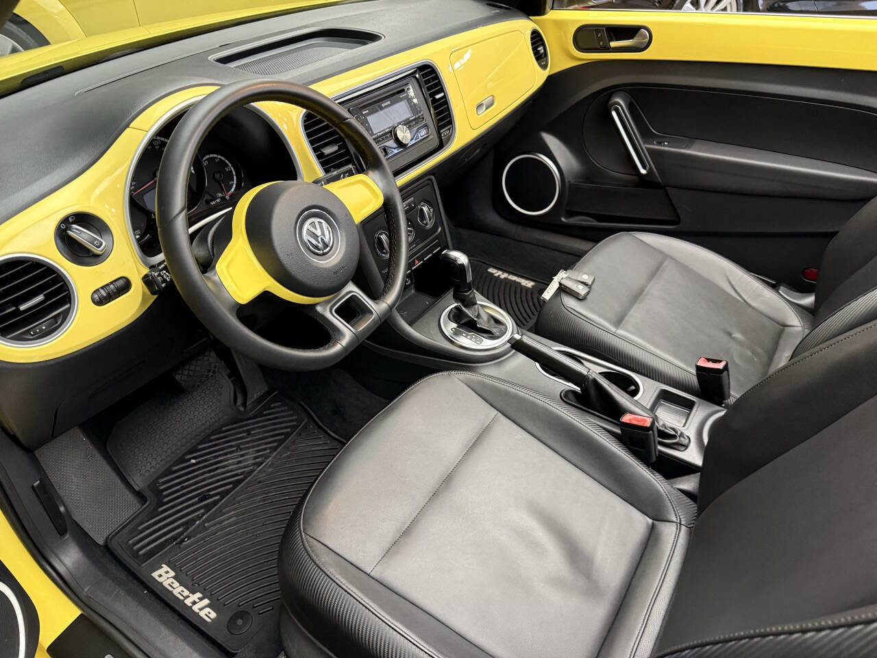 Used 2013 Volkswagen Beetle 2.5 image 15