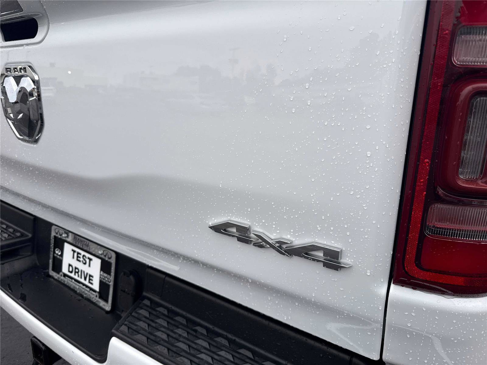 Used 2022 RAM 1500 Limited w/ Body Color Bumper Group AWD/4WD image 29