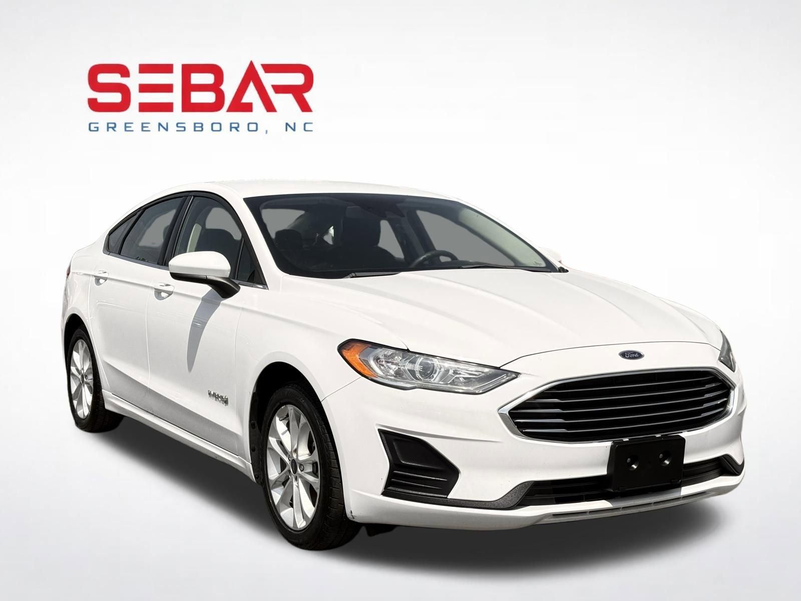 Used 2019 Ford Fusion SE FWD image 3