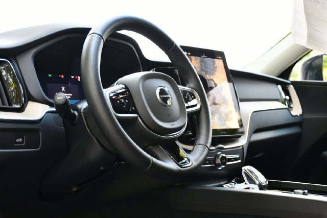 Certified 2026 Volvo XC60 B5 Plus AWD/4WD image 11