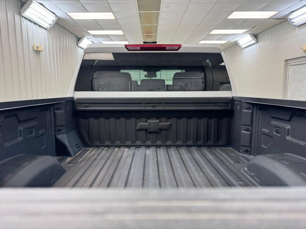 Used 2025 Chevrolet Silverado 2500 LT AWD/4WD image 24