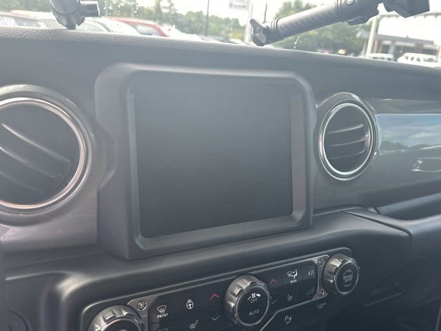 Certified 2020 Jeep Gladiator Overland image 29