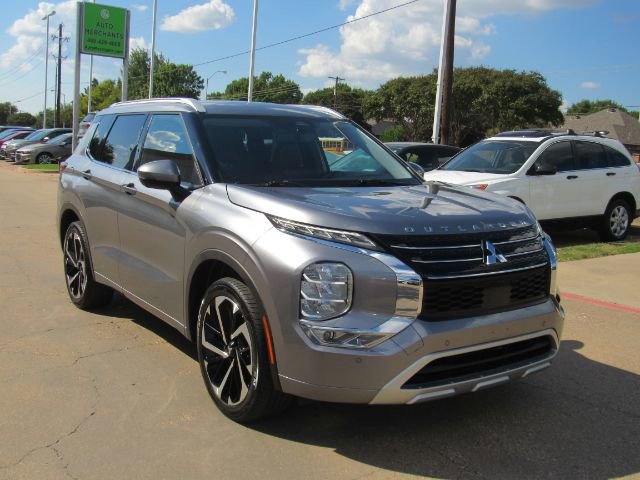 Used 2022 Mitsubishi Outlander SEL image 4