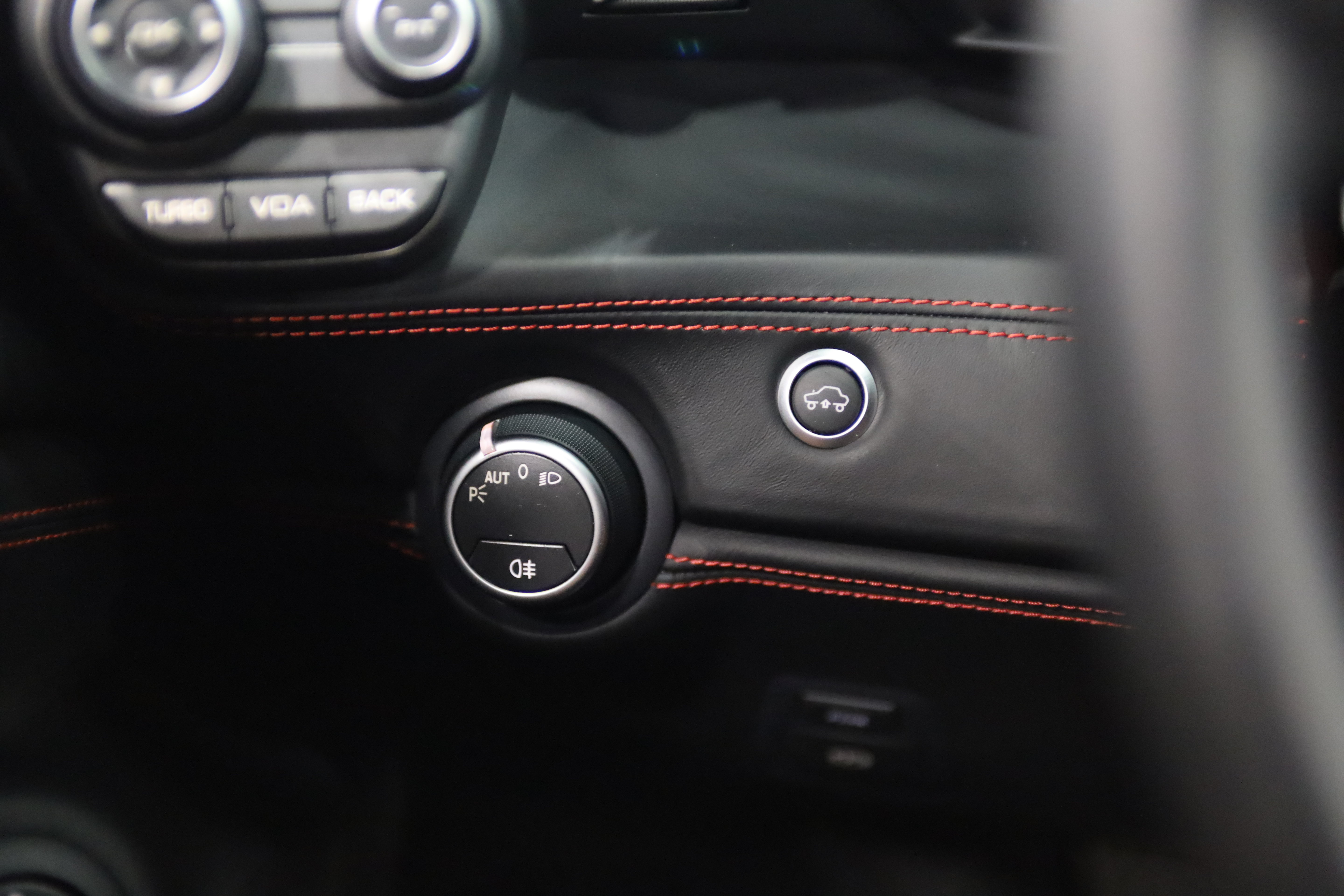 Used 2016 Ferrari 488 GTB RWD image 20