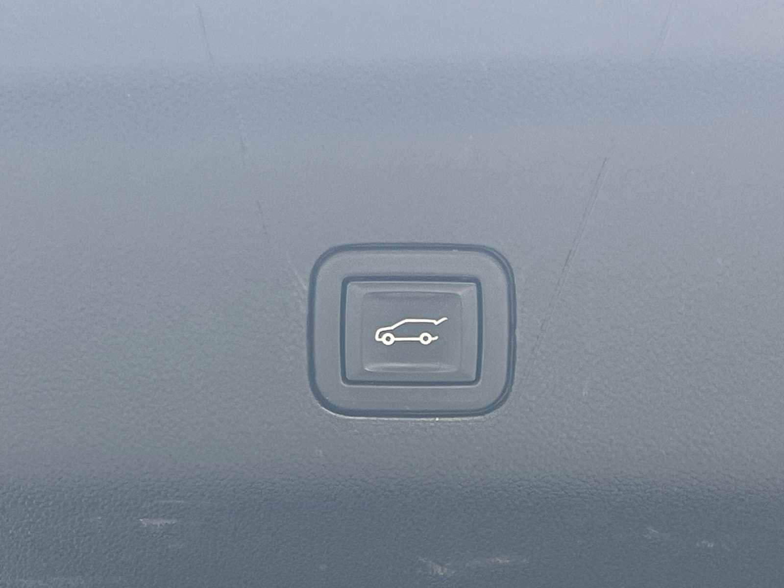 Used 2023 GMC Yukon Denali w/ Max Trailering Package image 24