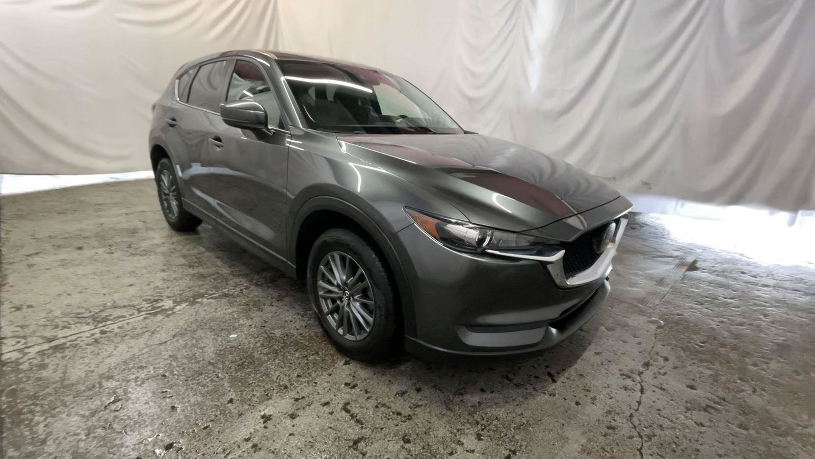 Used 2021 MAZDA CX-5 Touring FWD image 2